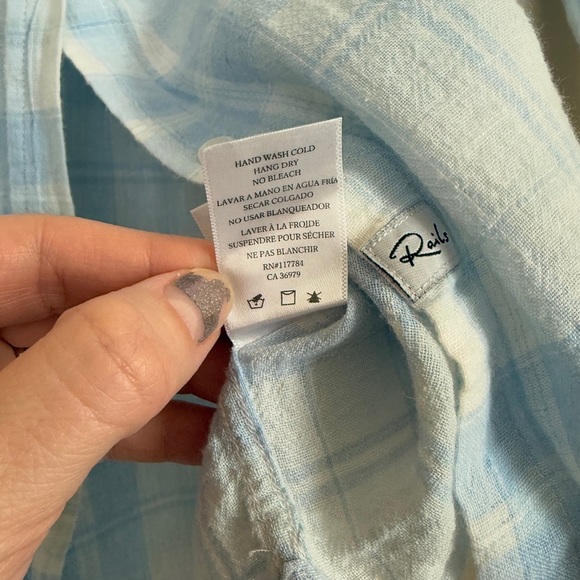 Rails Charli Rockport Plaid Button Down Shirt Blue White Lightweight Linen Small - Picture 10 of 13